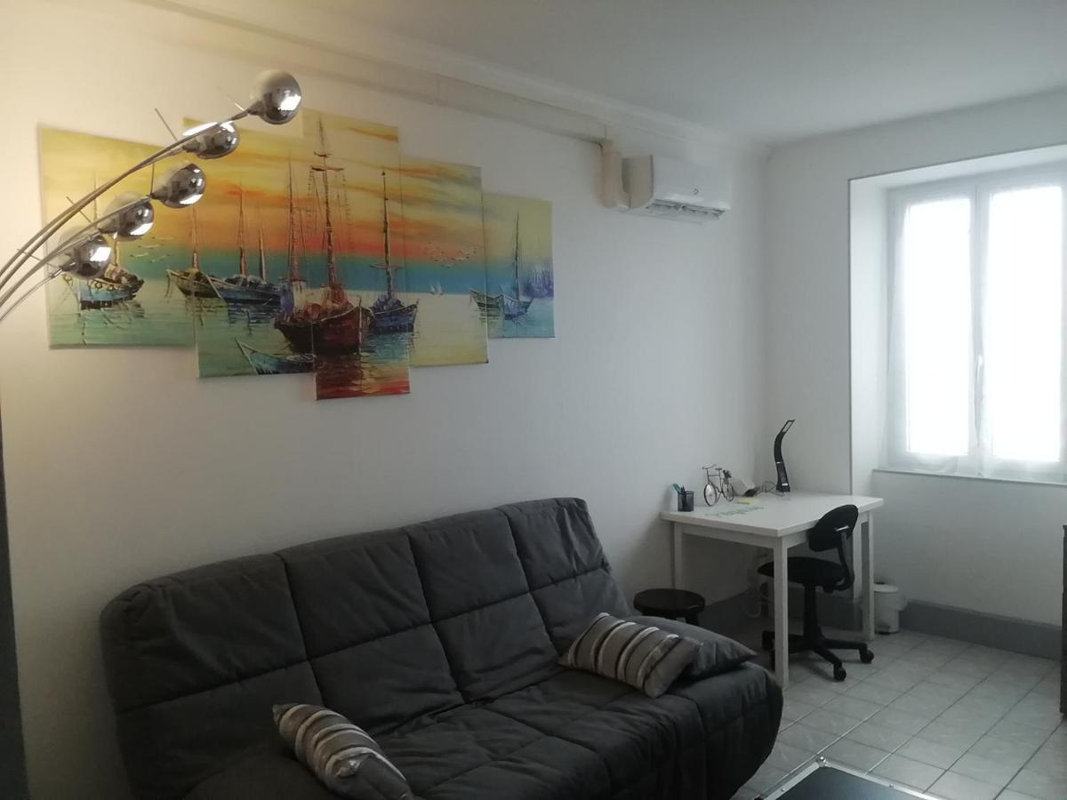 Pegase Meuble 3*** Leilighet Fourchambault Eksteriør bilde