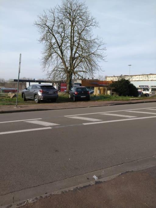 Pegase Meuble 3*** Leilighet Fourchambault Eksteriør bilde